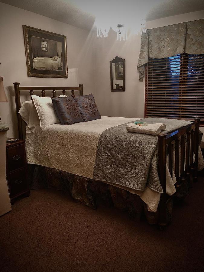 Winnie'S Bed & Breakfast Lawrenceburg Buitenkant foto